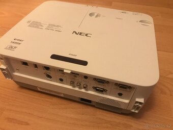 Výkonný Full HD Projektor NEC P502H - 5