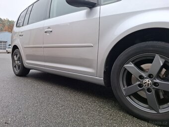 VW TOURAN 1.6 TDI 7MIST - 5