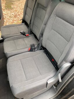 Sedačky Vw Touran 1T1 - 5