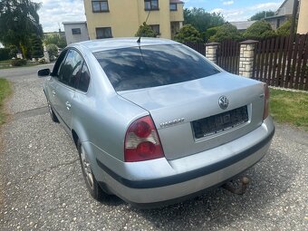 Prodám všechny Nd z passat B 5,5 1.9 96 kw rok výroby: 2003 - 5