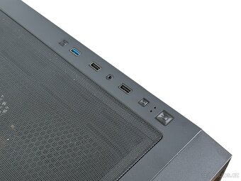 PC CASE : GameMax Defender Mesh Black / 4x120mm - 5