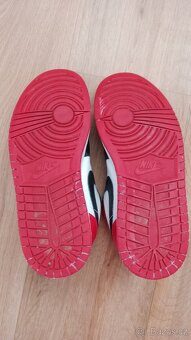 Nike Air Jordan 1 Low Bred Toe - 5