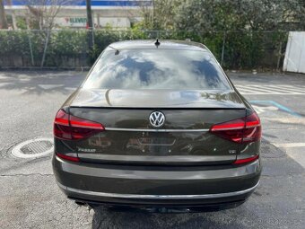 2019 Volkswagen Passat 2.0T SE R-Line FWD 2.0 - 5