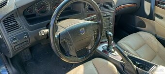 Prodám Volvo V70 2.5T 154 kw 05 - 5