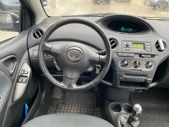 Toyota Yaris 1.0i VVTi 48kW klimatizace - 5