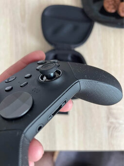 Xbox Elite series 2 + dongle - 5