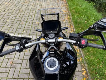 Suzuki V-Strom 800 DE - 5