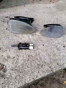 Staré žehličky, vše 300kč - 5