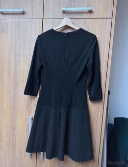 Hugo Boss černé šaty S - 5