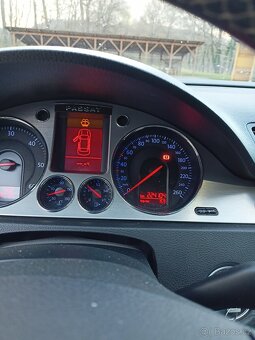 Volkswagen passat B6 individual 2.0 tdi - 5