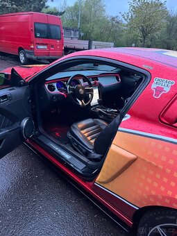 Prodám sveho mazlíka ford mustang 3.7 v6 2014 - 5
