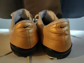 Nike Multiground 2006 Gold White vel. 45.5 - 5