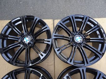 Alu disky černé pro BMW, 17", 5x120, ET 34, šířka 8J - 5