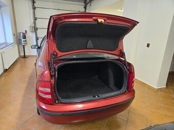 Škoda Fabia 1,2i /12v limuzína - 5