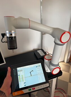 Pronájem (možný prodej) robotické ruky Fair Innovation FR5 - 5
