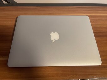 MacBook Air 13” (2011) macOS Monterey - 5