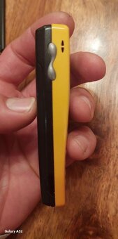 Nokia 8210 top stav - 5