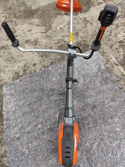 Akumulátorový křovinořez Husqvarna 535iRXT - 5