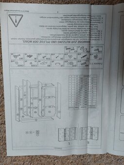 Zrcadlová skříňka - 5