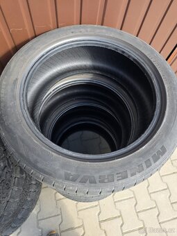 Prodám letní pneu 225/50R17 - 5