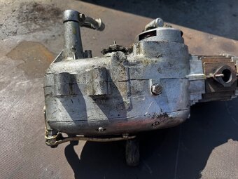 Jawa 550/555 motor - 5