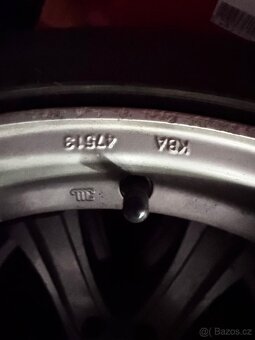 Prodám 225/40 r18 - 5