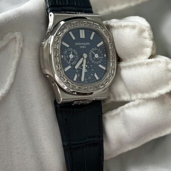 Patek Philippe Nautilus Blue/Diamond - 5