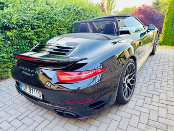 PORSCHE 911 TURBO S cabrio 4x4 991 TOP STAVV ZÁRUCE PORSCHE - 5