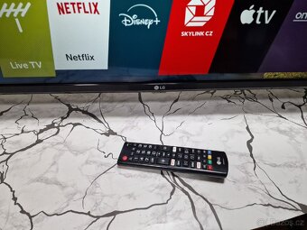 LG Smart UHD TV, 139cm 4K Ultra HD - 5