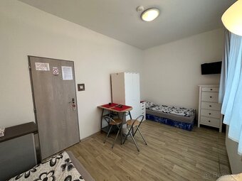 NABÍZÍM DLOUHODOBÝ PRONÁJEM KOMPLETNĚ ZAŘÍZENÝ WIFI PARKING - 5