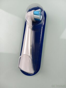 ORAL-B Series iO 3 elektrický zubní kartáček - 5