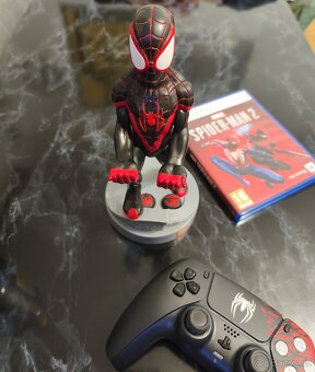 Ps5 ovladač Spiderman - 5