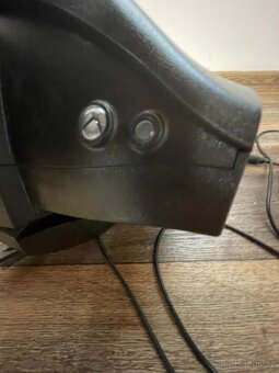 Herní volant s pedály - 5