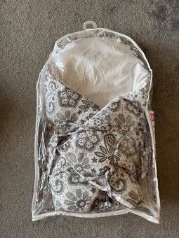 Zavinovačka s pevnými zády Little Angel - 5