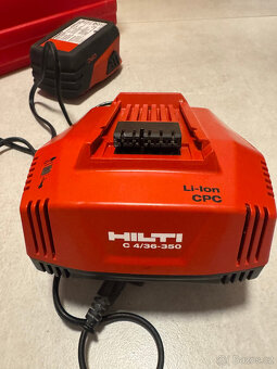 HILTI AKU VRTACÍ ŠROUBOVÁK S PŘÍKLEPEM - 5