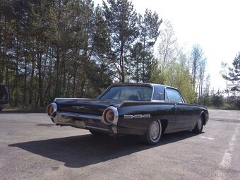 Ford Thunderbird - 5