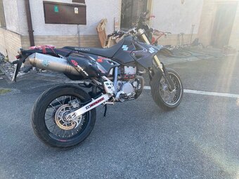 Suzuki DRZ 400 SM S - 5