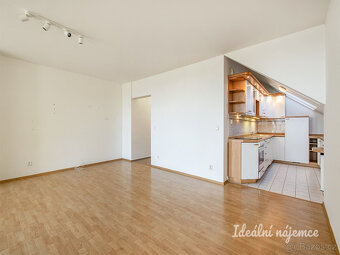 Pronájem bytu 3+kk, Tomkova, Smíchov, 35000 Kč/měs, 89 m2 - 5