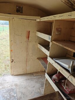 Maringotka 2 vchody- solidní - 5