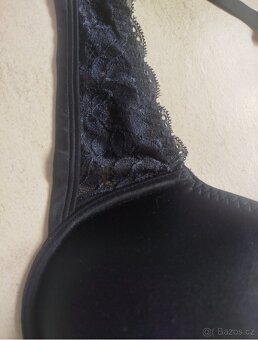 Šaty + podprsenka F&F + tričko za 60 - 5