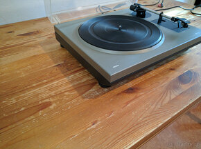 gramofon Tesla NC300 - 5