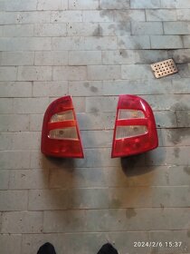 Zadní světla škoda fabia I top stav - 5