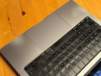 Apple MacBook Pro 14" M1 PRO CZ 2021 16G 512G Vesm. šedý DP - 5