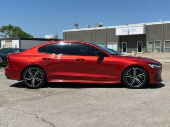 2019 Volvo S60 T6 R-Design AWD 2.0 - 5