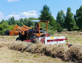 Traktor TIGER 504 bez kabiny včetně předního nakladače - 5