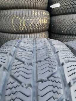 ZIMNI PNEU Uniroyal 215/70/15C  2023r 8.8mm 2KS - 5