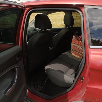 Ford Kuga - 5