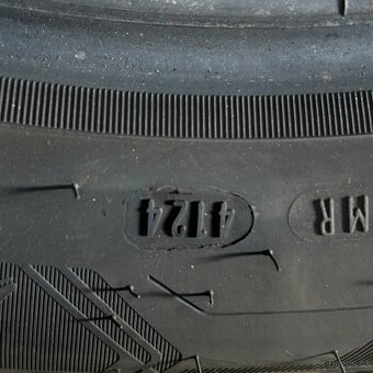 Zimní pneu 205/55 R17 95H Goodyear 5,5-6mm - 5