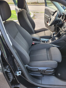 Opel Zafira Sports Tourer Cosmo 2,0 BiTurbo, 195 HP, 1. maj - 5