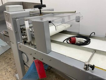 Kráječ pečiva (lot: 33) - 5